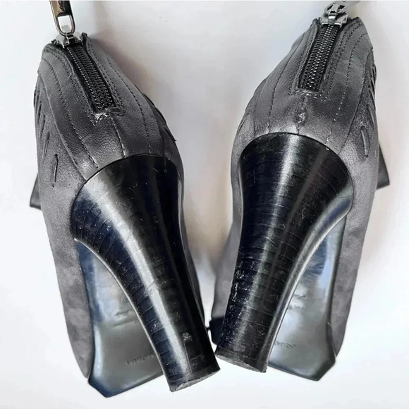 Aquatalia By Marvin K Vera Gomma Gray Suede Minimalist Ankle Women’s Boots Sz 9 - Picture 9 of 11